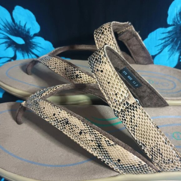 Orthofeet Gaya Thong Sandals Womens 9.5 WIDE Brown Snake Print Orthotic Insole - Picture 8 of 12